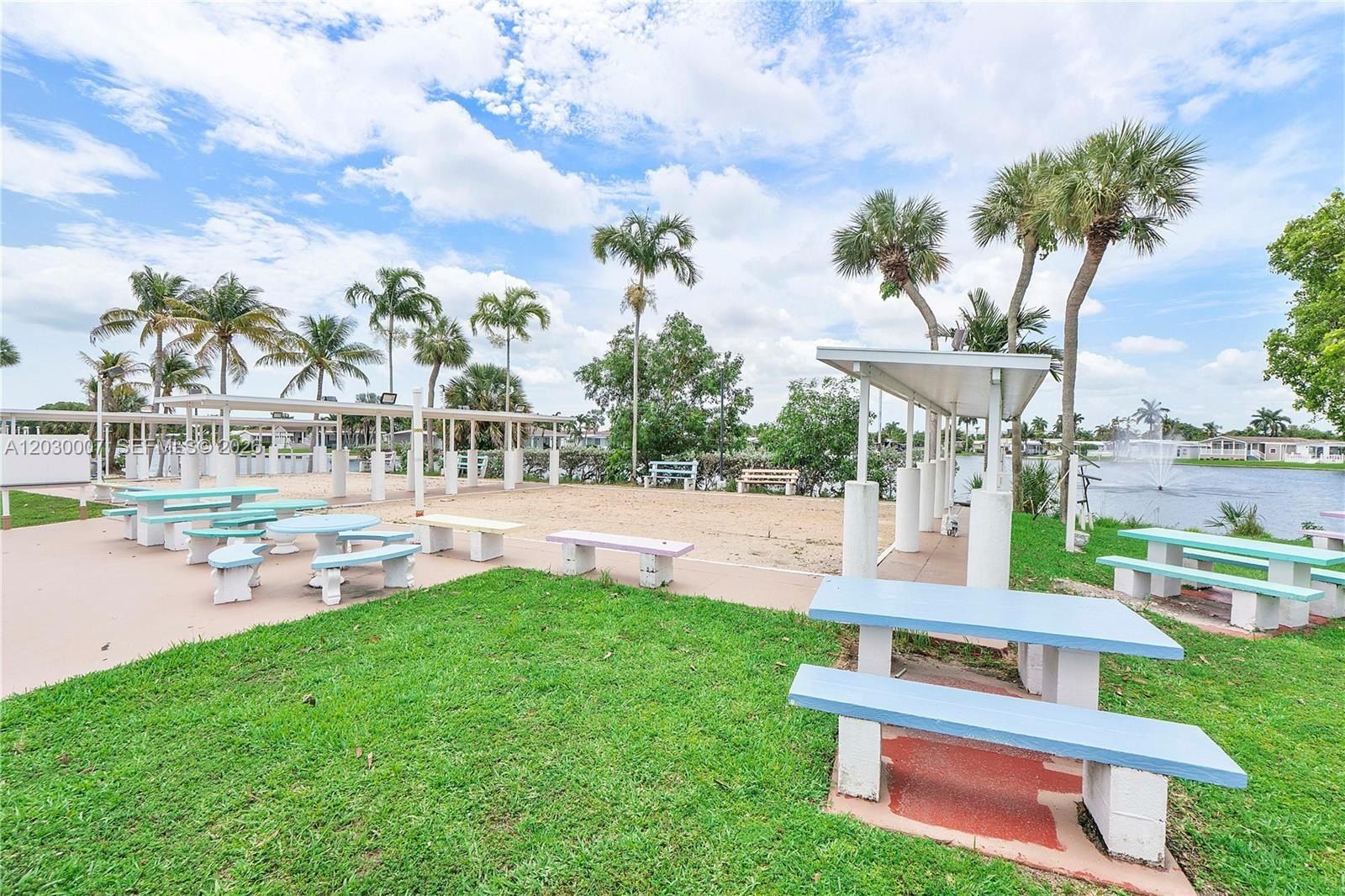 5530 Sw 32Nd Ter. Dania Beach, FL 33312