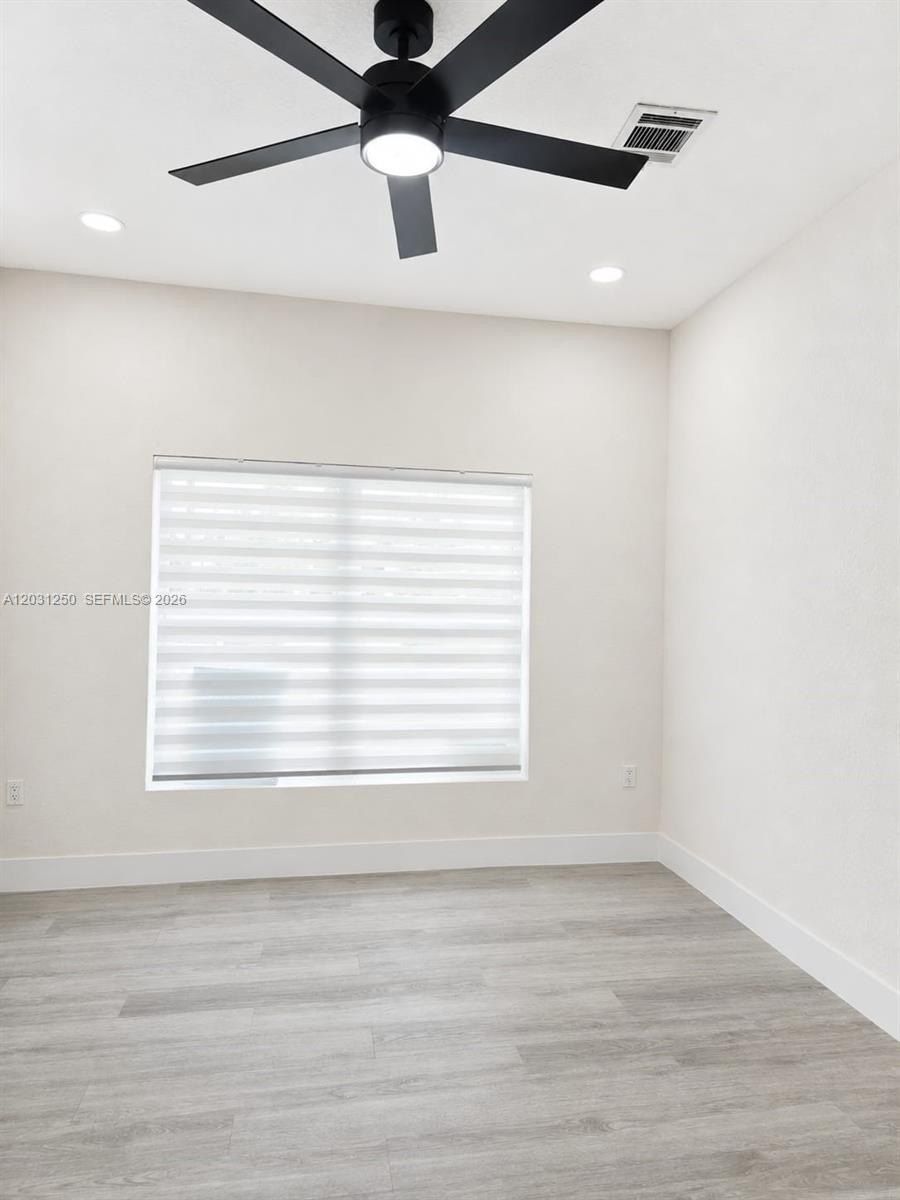 907 21St St. West Palm Beach, FL 33407