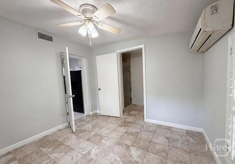 5655 Kimbrell Drive S. Jacksonville, FL 32226