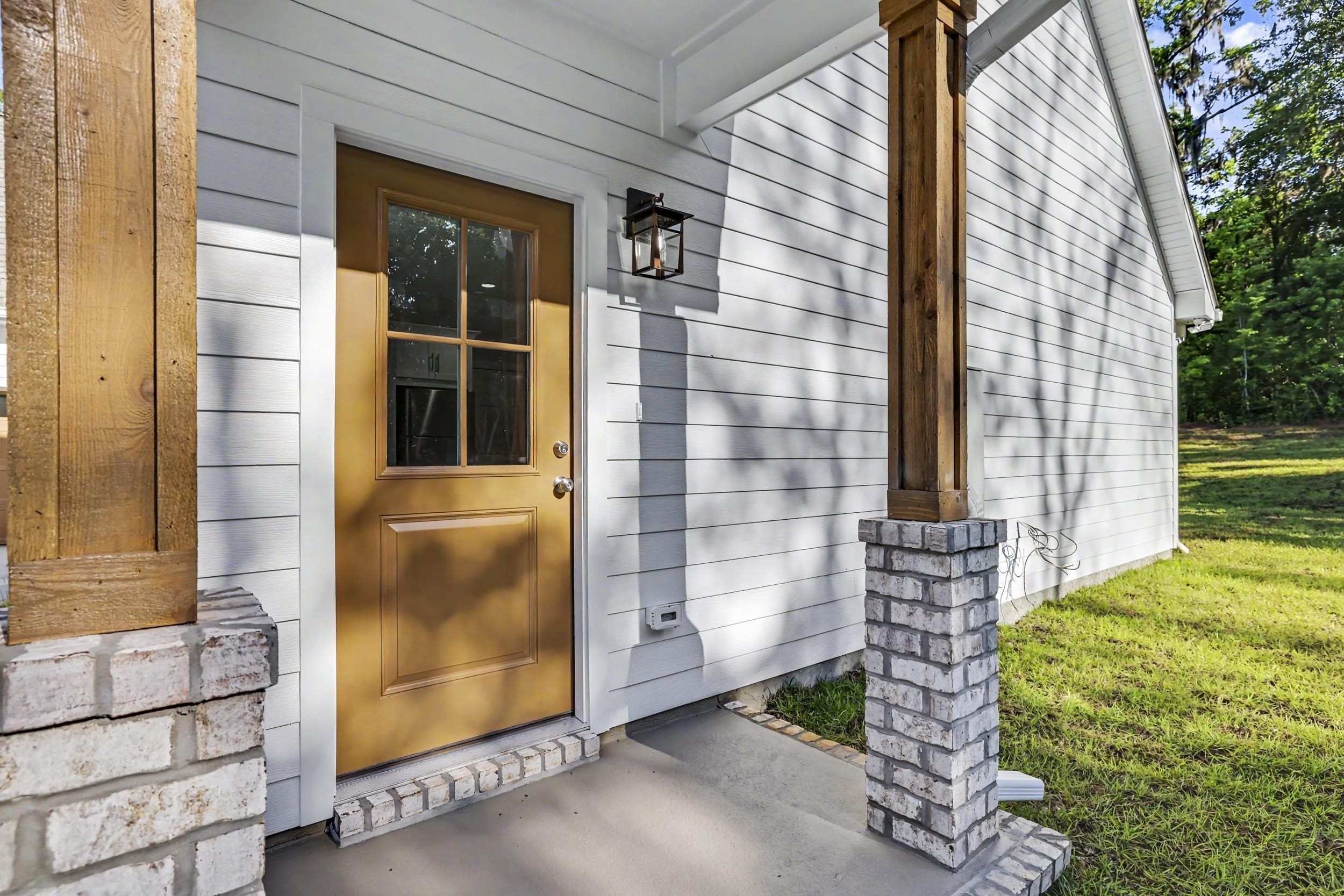 116 Bannerman Road. Tallahassee, FL 32312