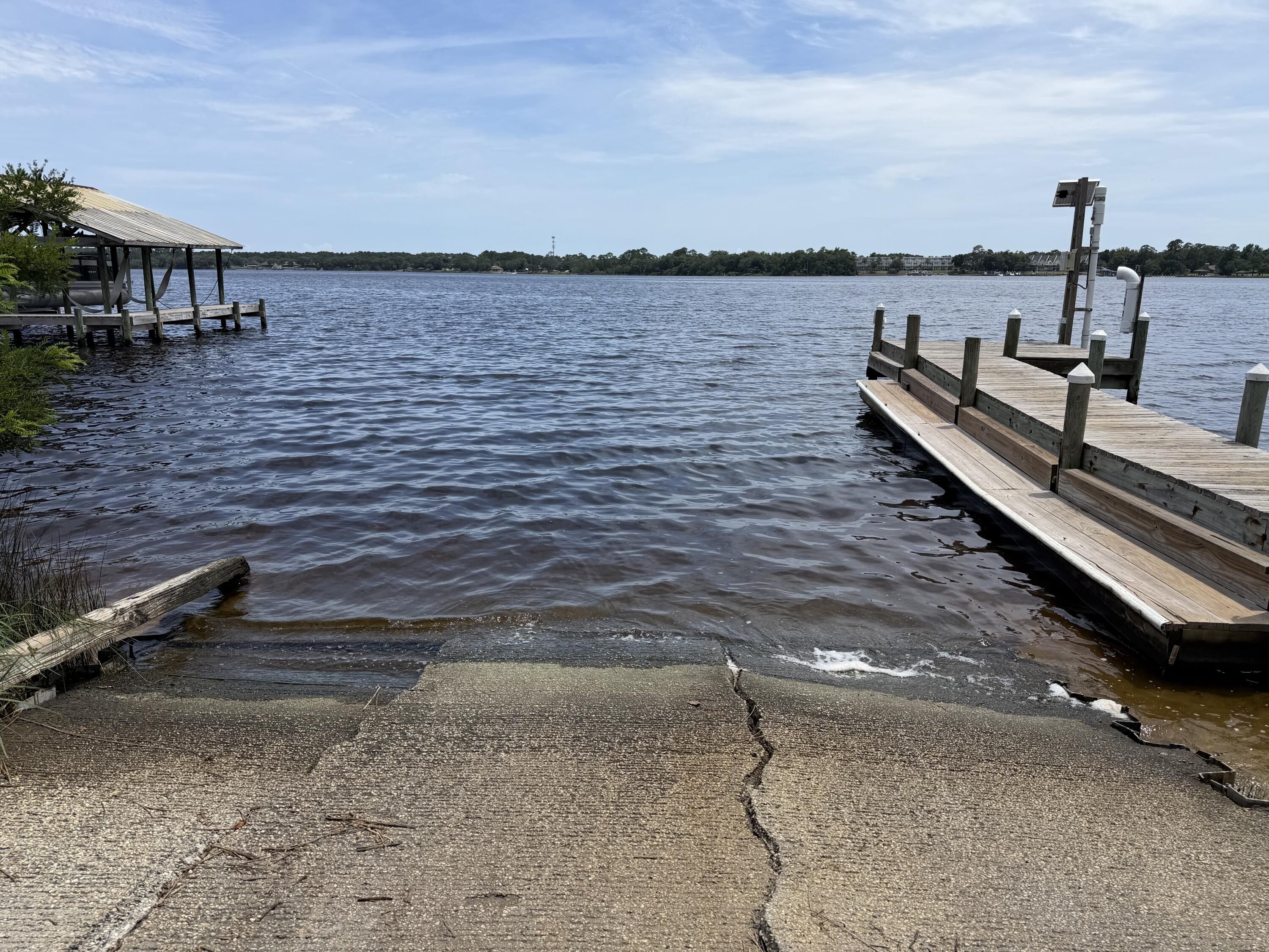 7342 Noah Street. Navarre, FL 32566