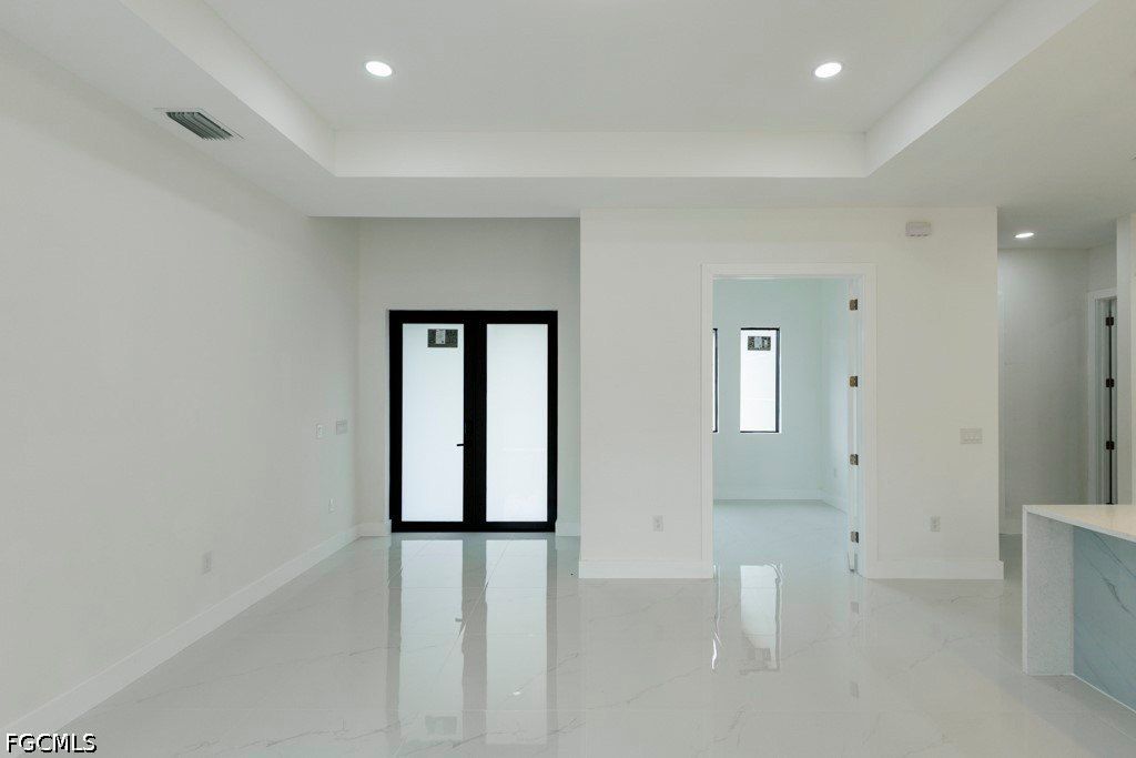 615 Broadway Avenue. Lehigh Acres, FL 33972