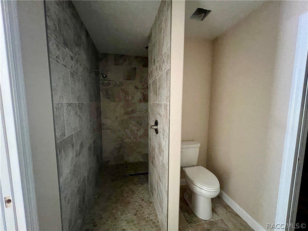 6532 N Iris Drive. Hernando, FL 34442