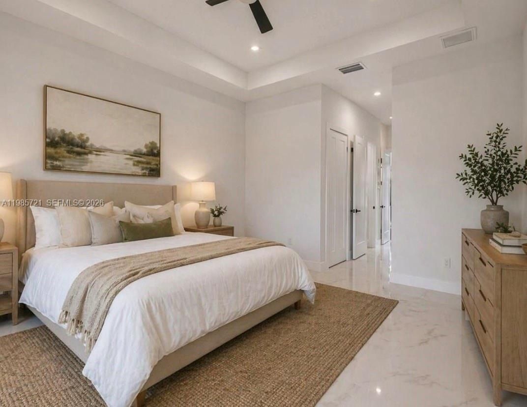 6186 N Everglades Blvd. Naples, FL 34120