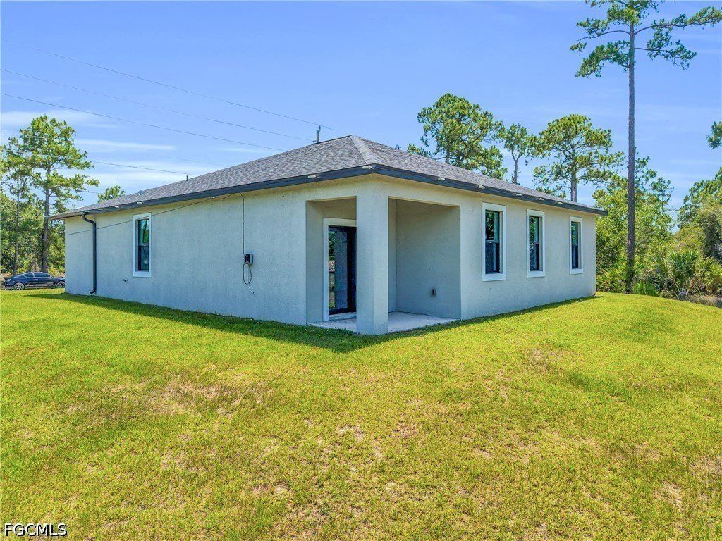 203 E 17Th Street. Lehigh Acres, FL 33972
