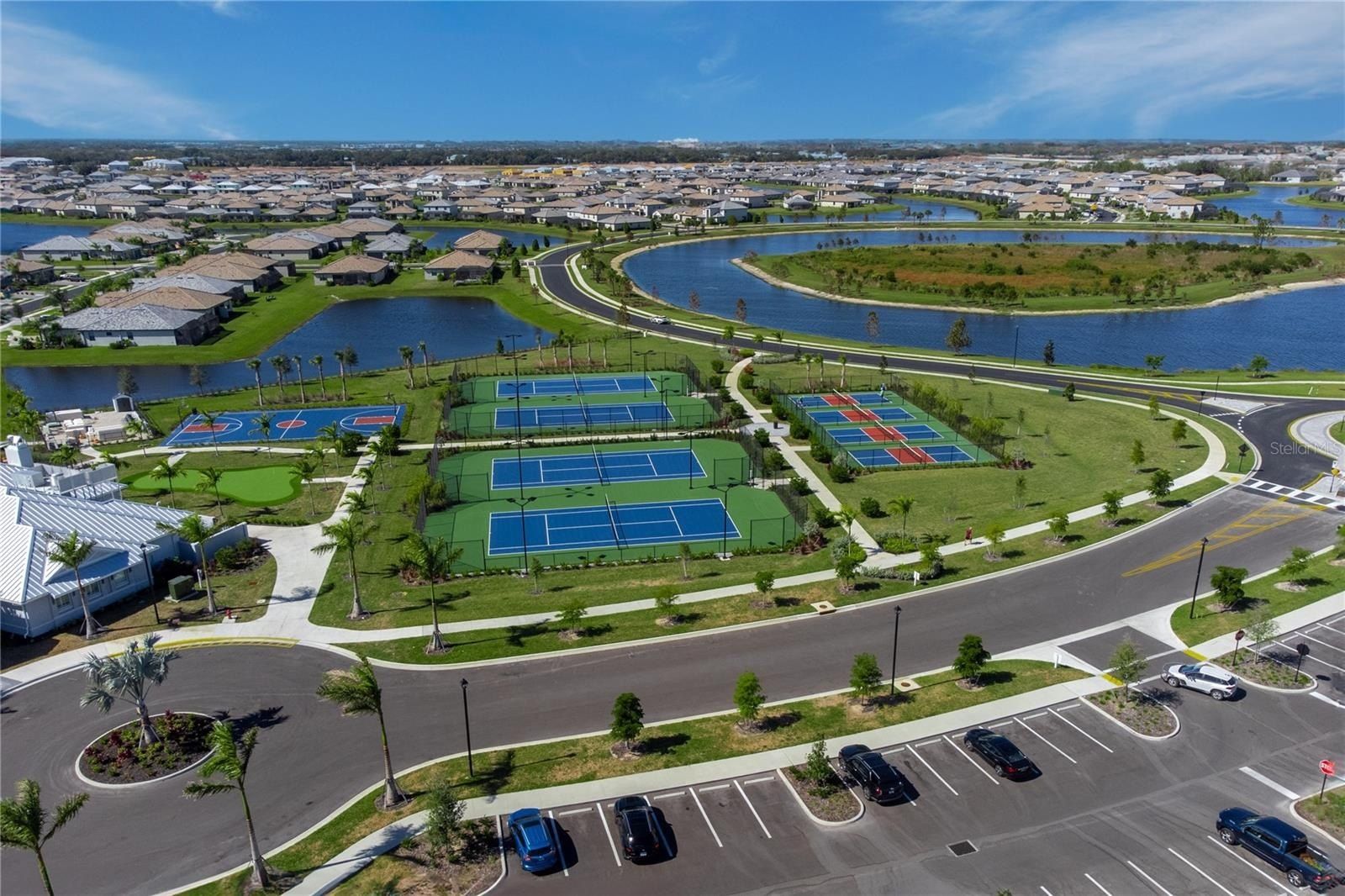 5030 Saratoga Springs Run. Bradenton, FL 34211