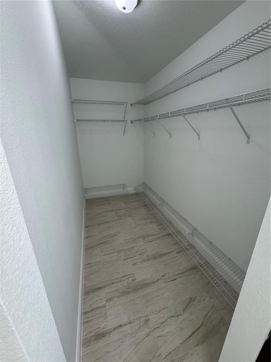 2452 Ainsworth Avenue. Deltona, FL 32738