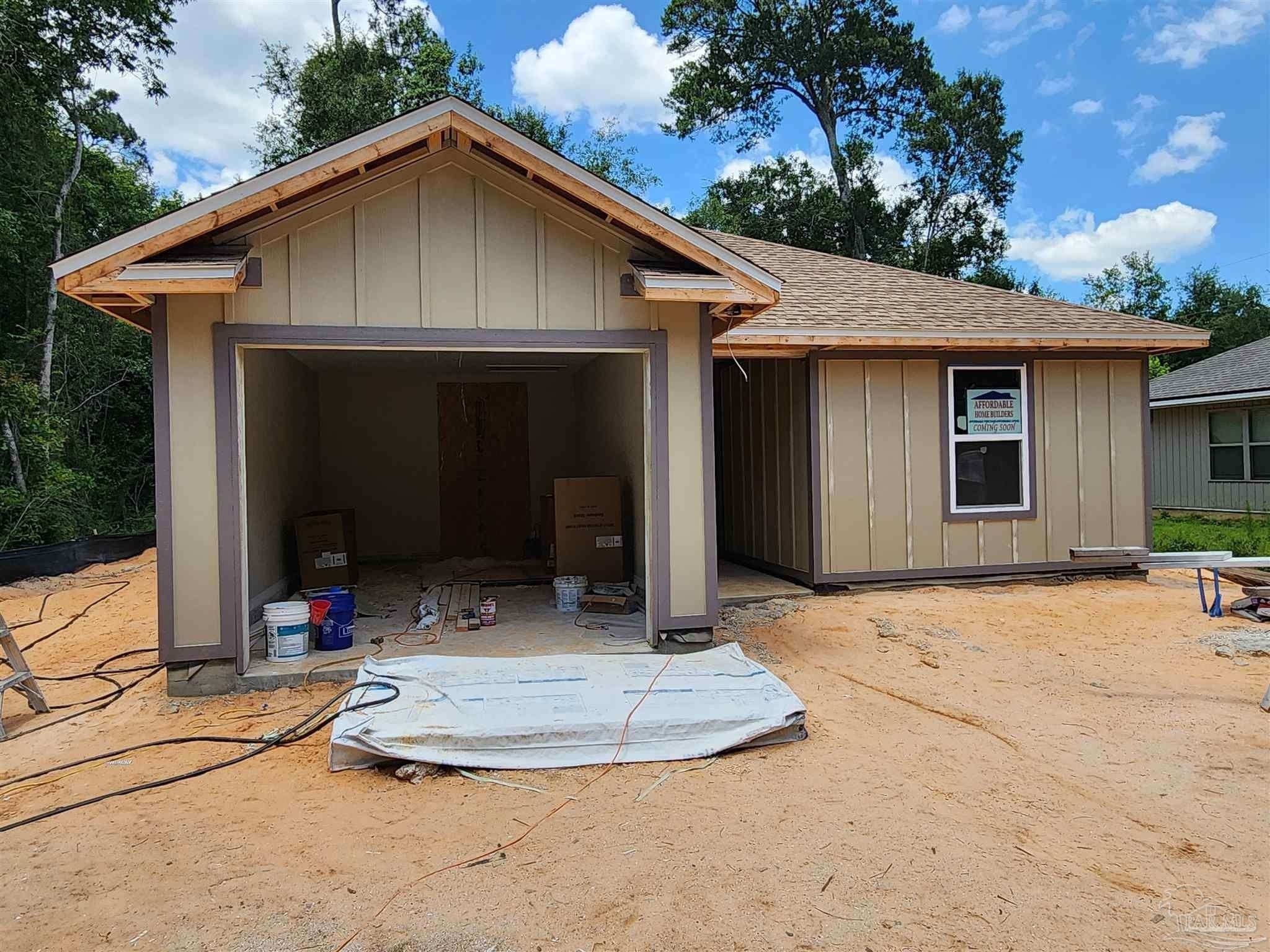 6692 Jasmine St. Milton, FL 32570