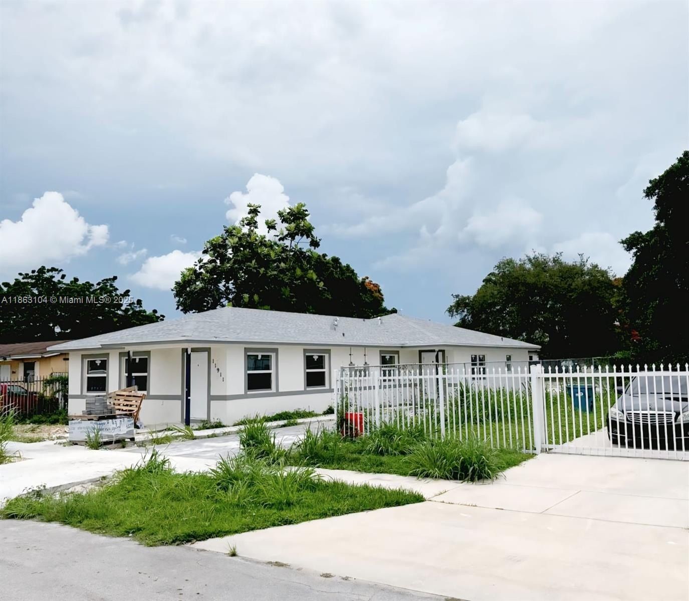 11911 Sw 213. Miami, FL 33177