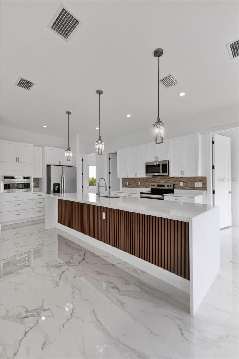15419 Seafoam Circle. Port Charlotte, FL 33981