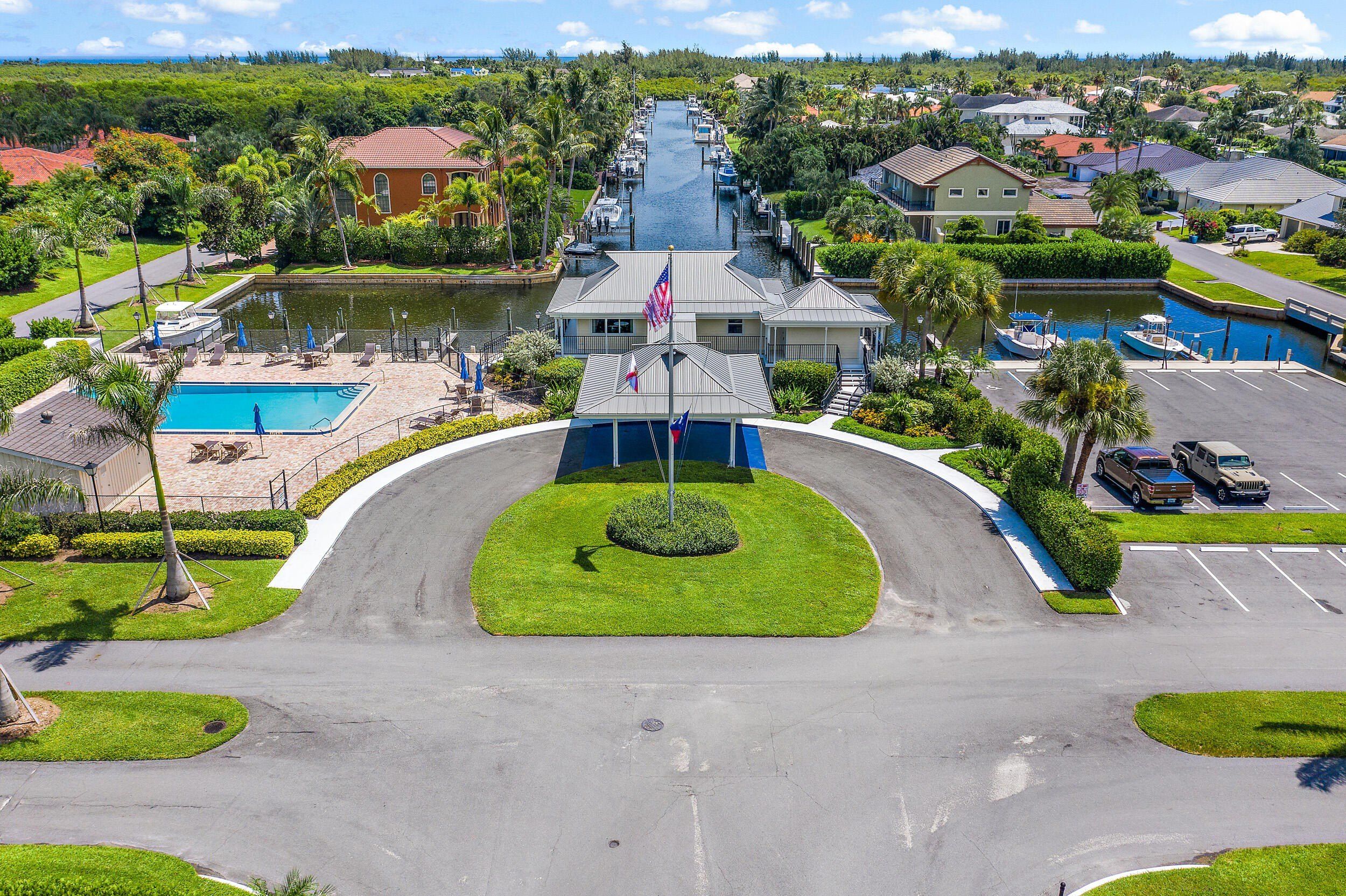 8967 Se Star Island Way. Hobe Sound, FL 33455