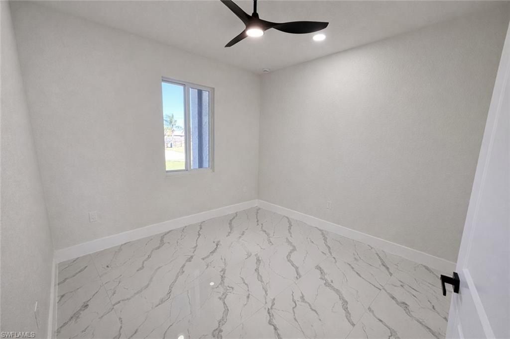 24232421 Milton Ave S. Lehigh Acres, FL 33973