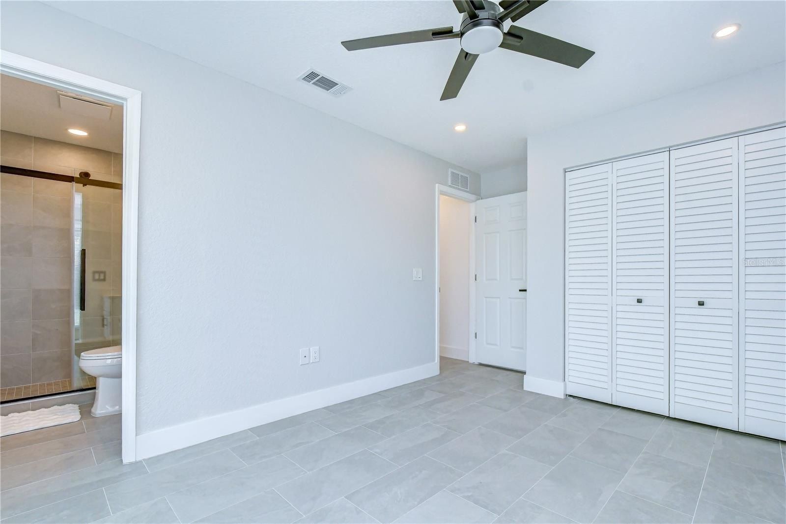 218 8Th Avenue Drive W. Bradenton, FL 34205