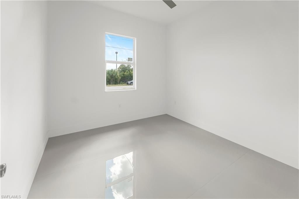 1027 Kirkwood St. Lehigh Acres, FL 33974