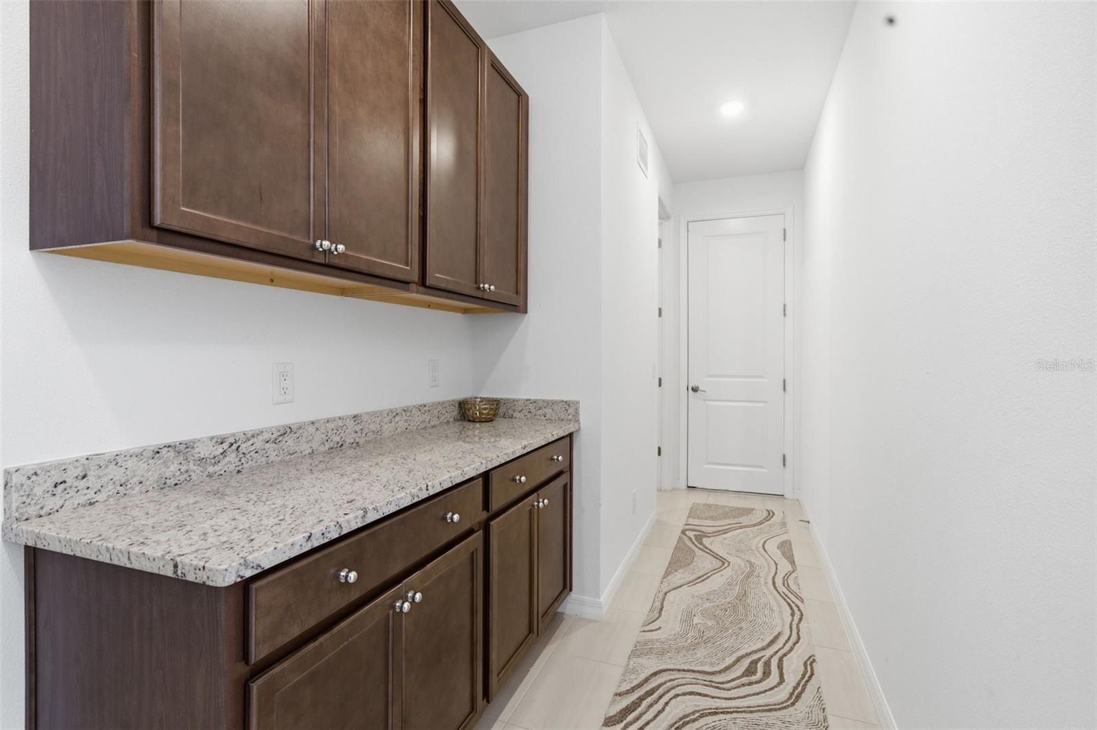 16508 Star Grass Circle. Bradenton, FL 34211