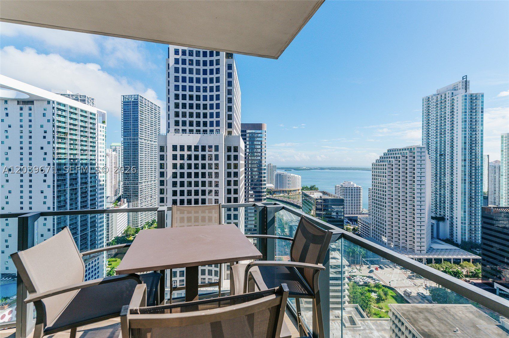 Se Th St. Miami, FL 33131