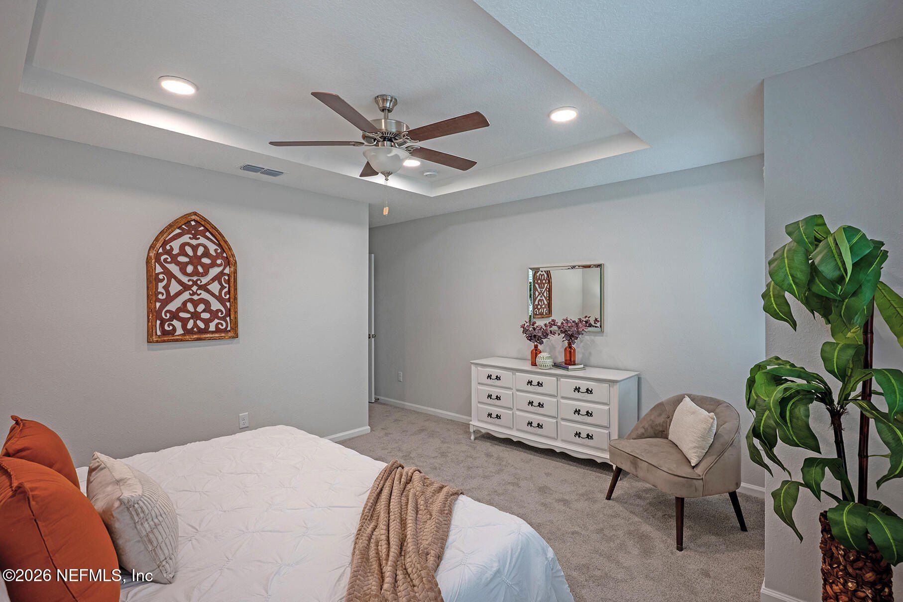 3229 Pine Avenue. Jacksonville, FL 32218