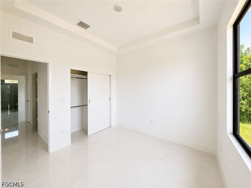 8034 Life Circle. Labelle, FL 33935