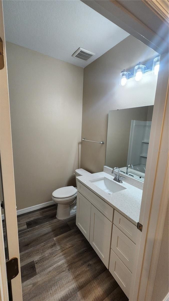 2043 Mullet Road. Auburndale, FL 33823