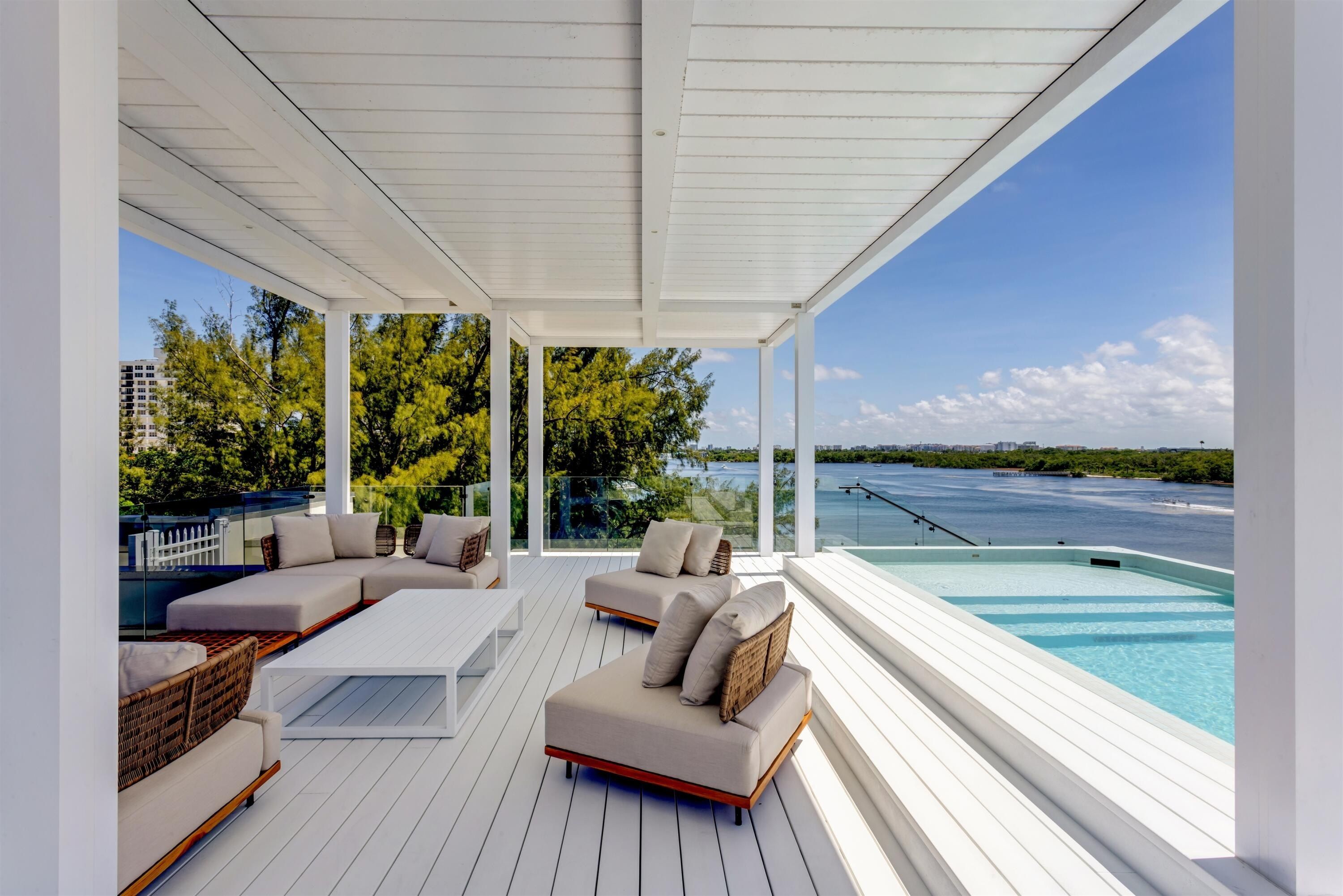 900 Lago Mar Lane. Boca Raton, FL 33431