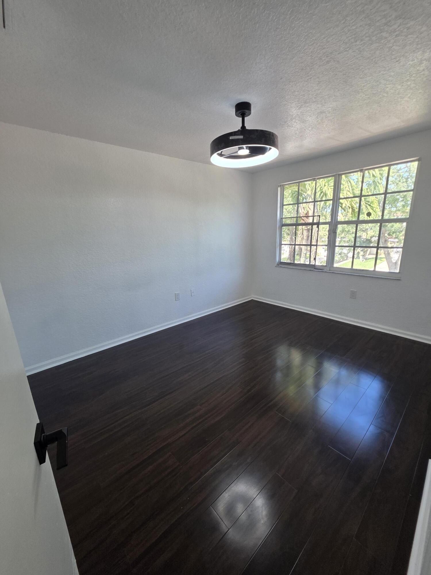 5466 Nw 92Nd Avenue. Sunrise, FL 33351