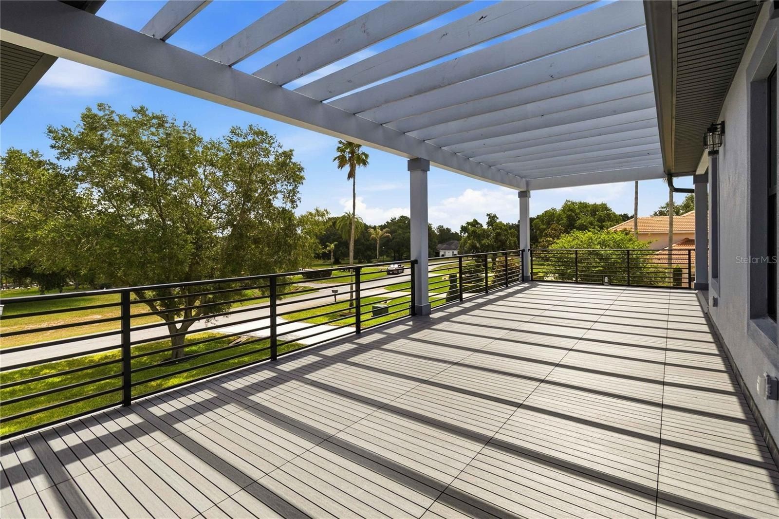 17025 Royal Palm Drive. Groveland, FL 34736