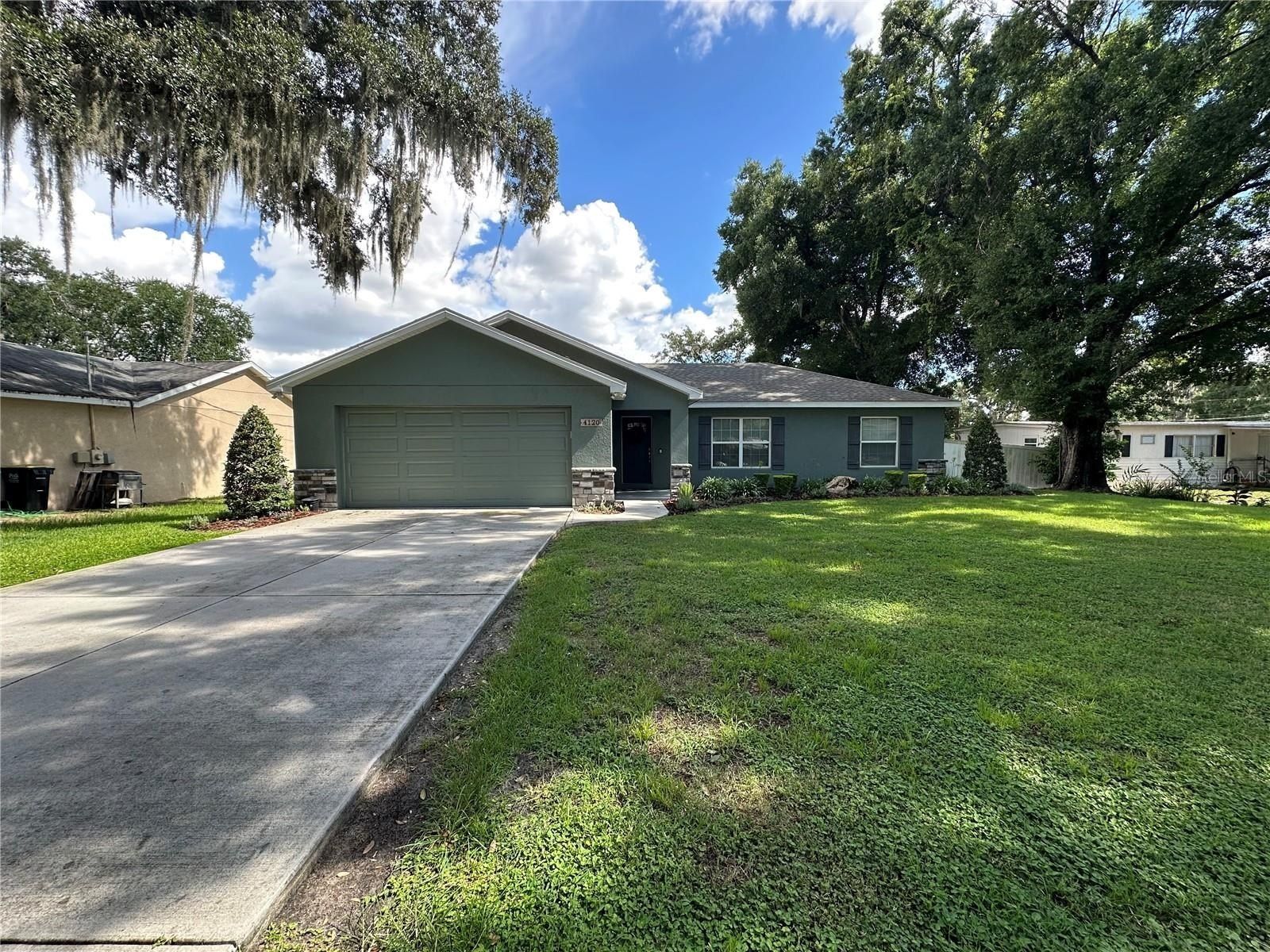 4120 Grove Place. Lakeland, FL 33810