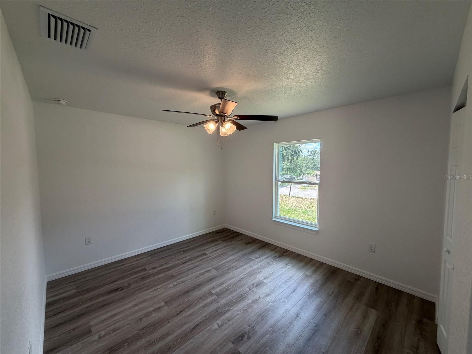 16683 Se 63 Lane. Ocklawaha, FL 32179