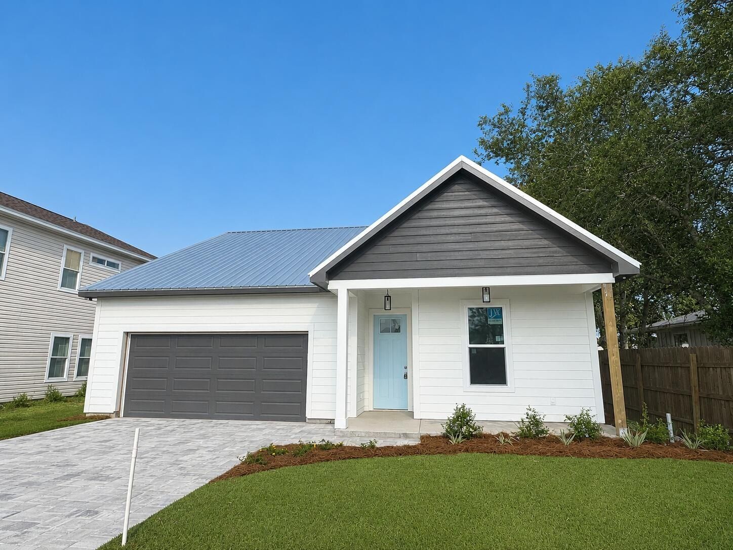 232 Wisteria Lane. Panama City Beach, FL 32413