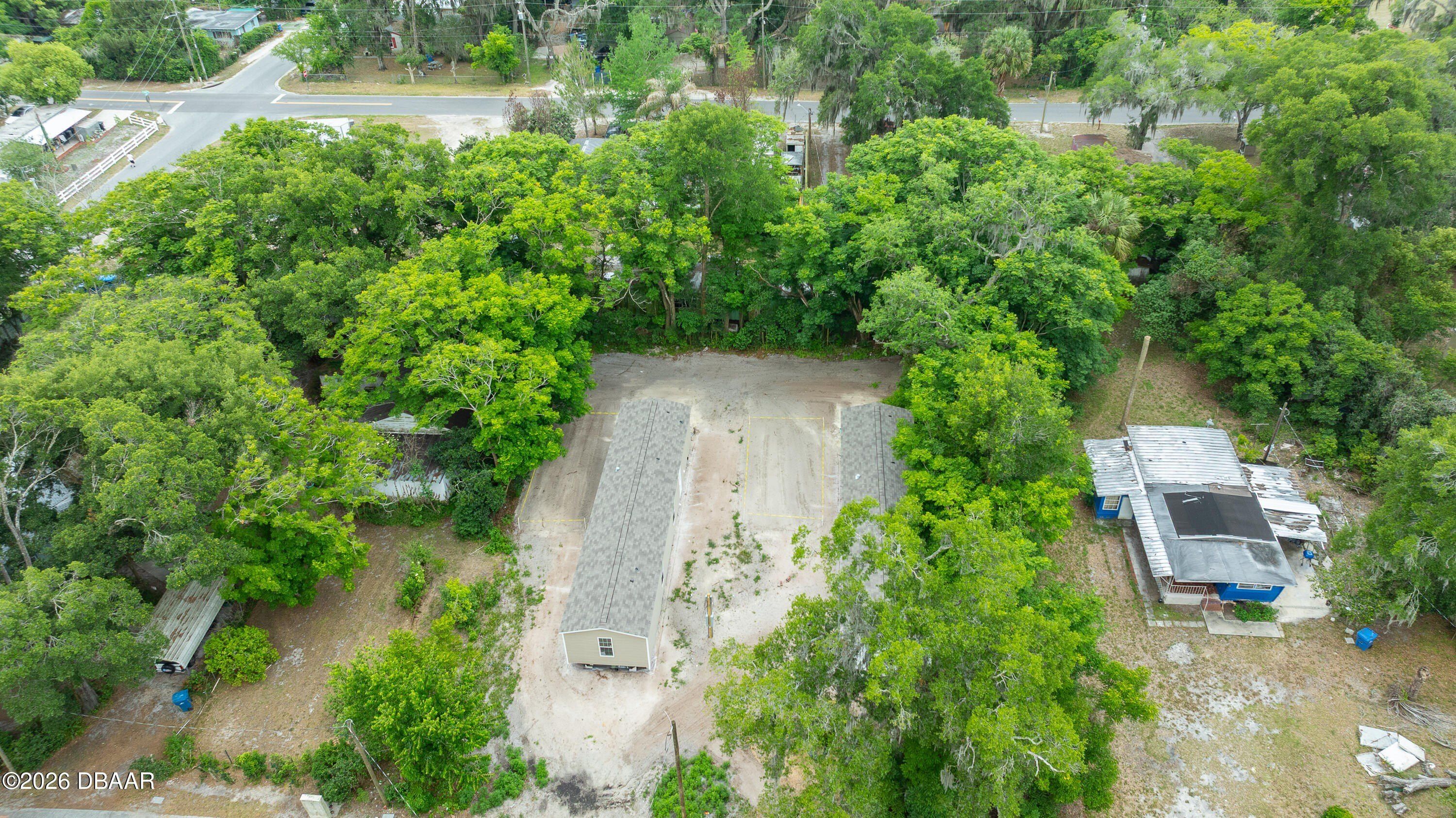 220 W Carroll Avenue. Deland, FL 32720