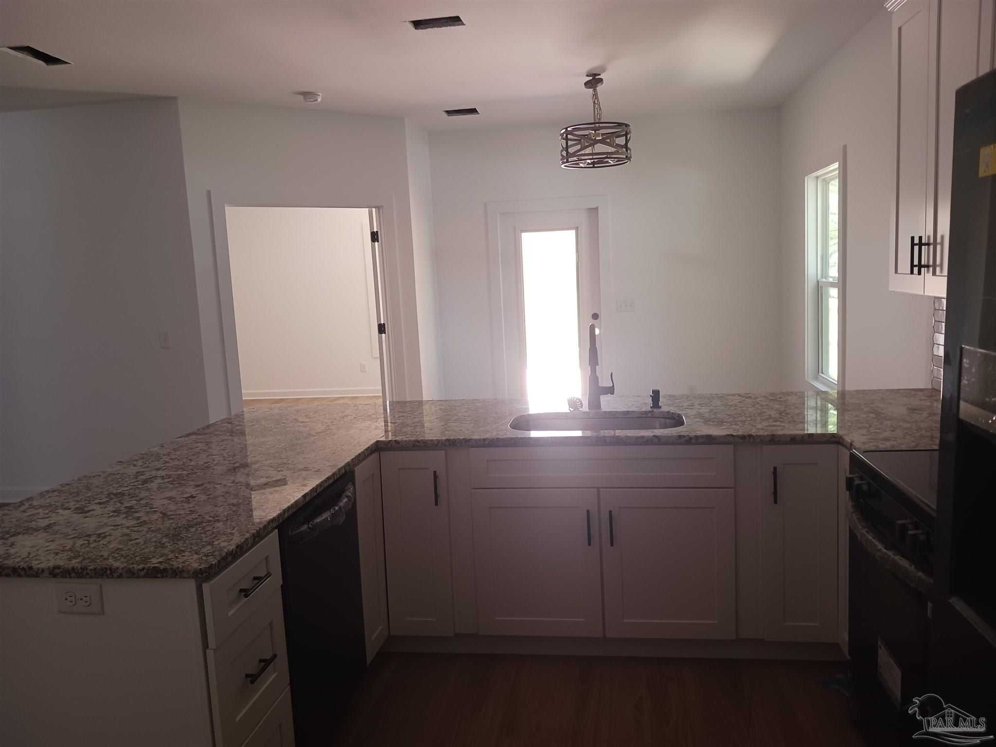 1202 W Lee St. Pensacola, FL 32501