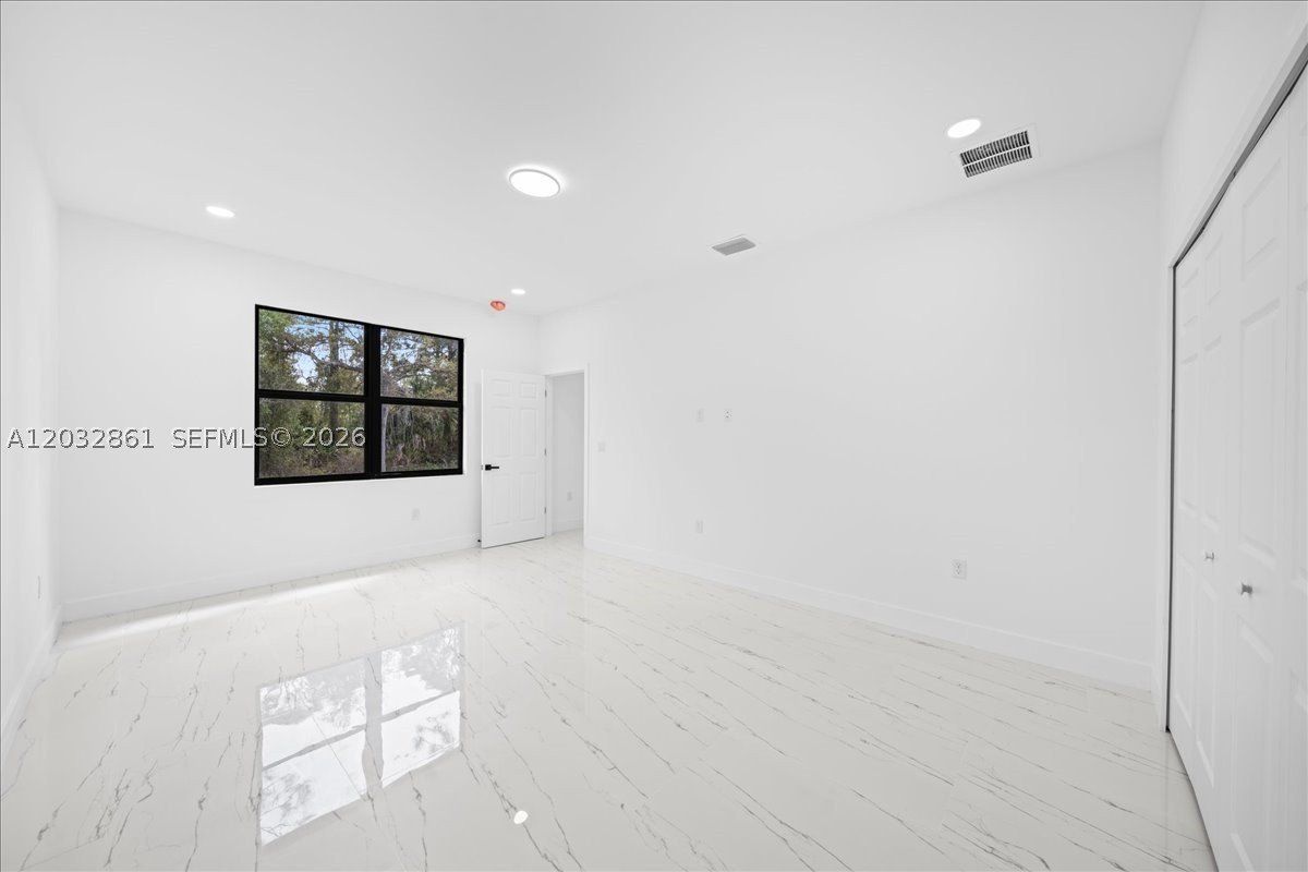2609 53Rd St W. Lehigh Acres, FL 33971