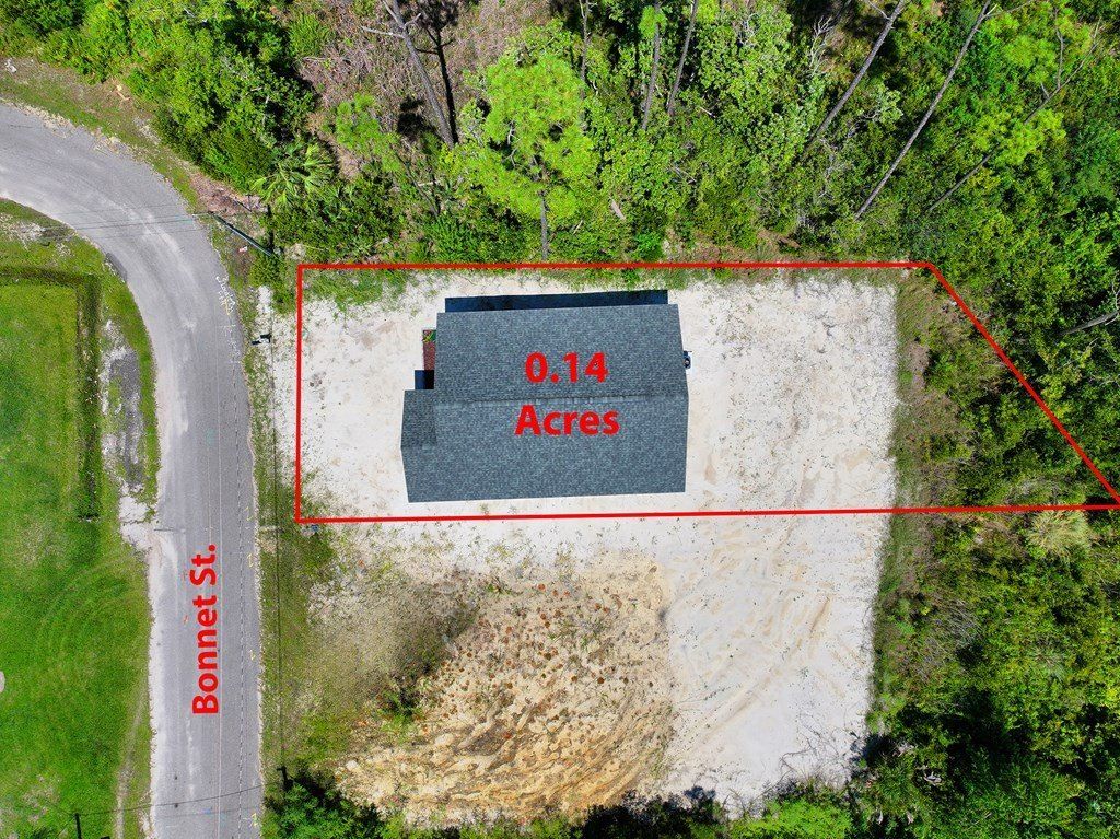 592 Bonnet St. Port Saint Joe, FL 32456