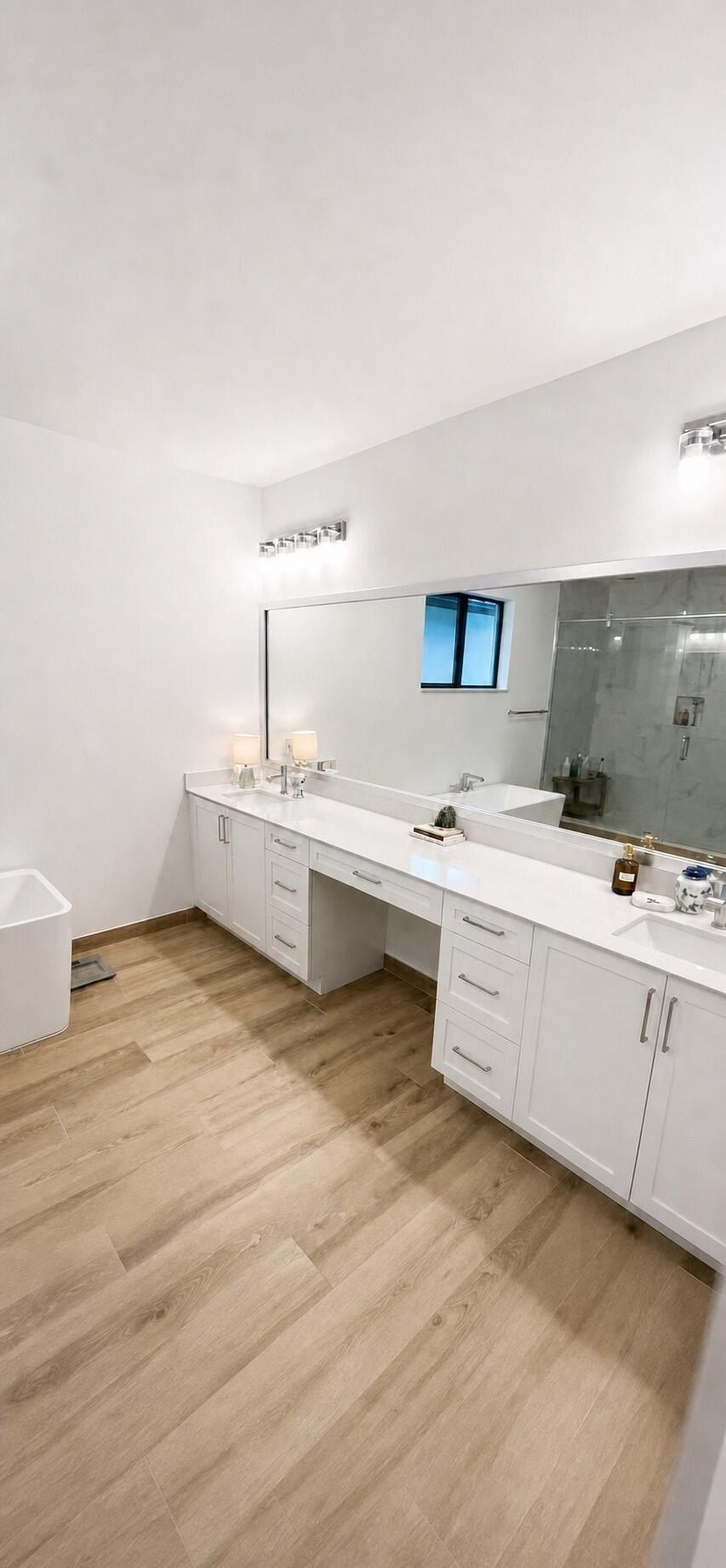 1423 Sw 23Rd Street. Fort Lauderdale, FL 33315