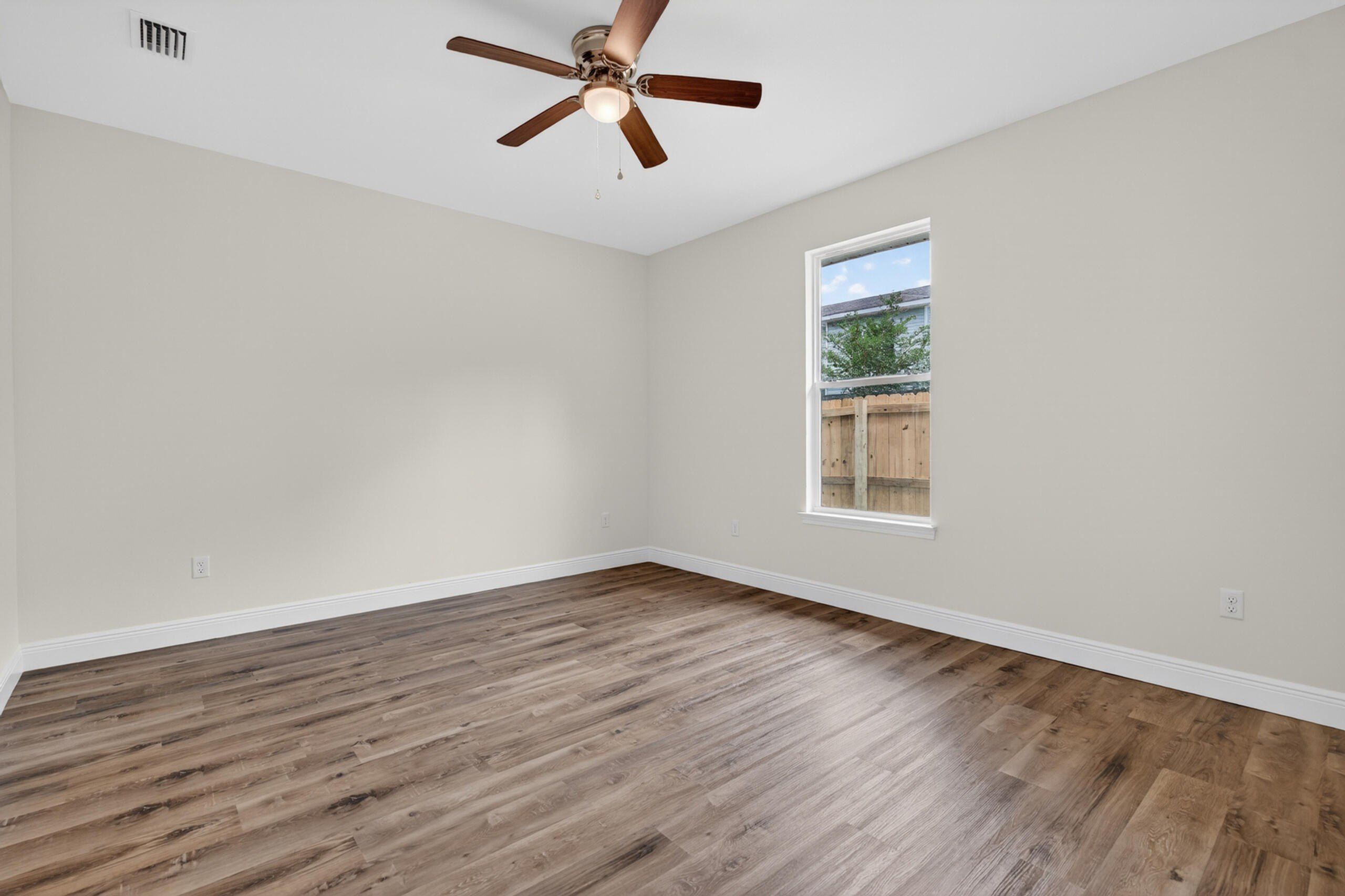 89 Eccles Road. Fort Walton Beach, FL 32547