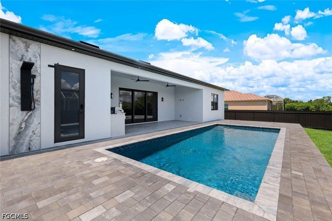 15301 Acorn Circle. Port Charlotte, FL 33981