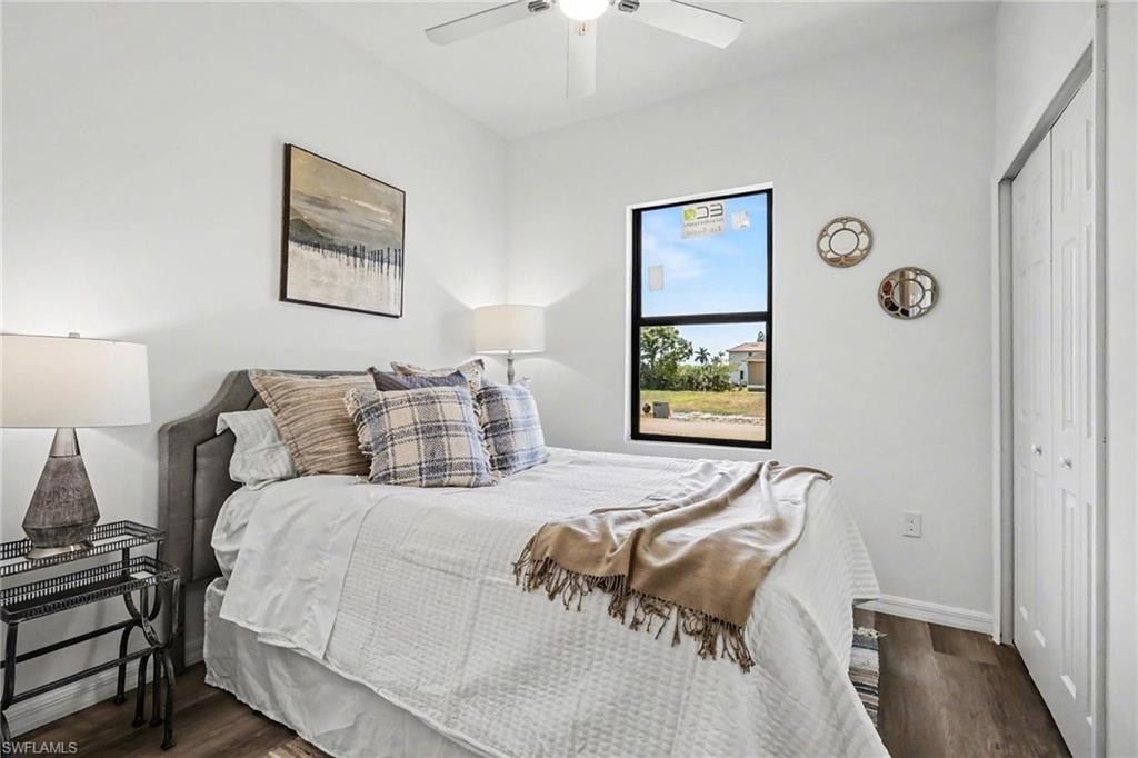 1727 Ne 12Th Ter. Cape Coral, FL 33909