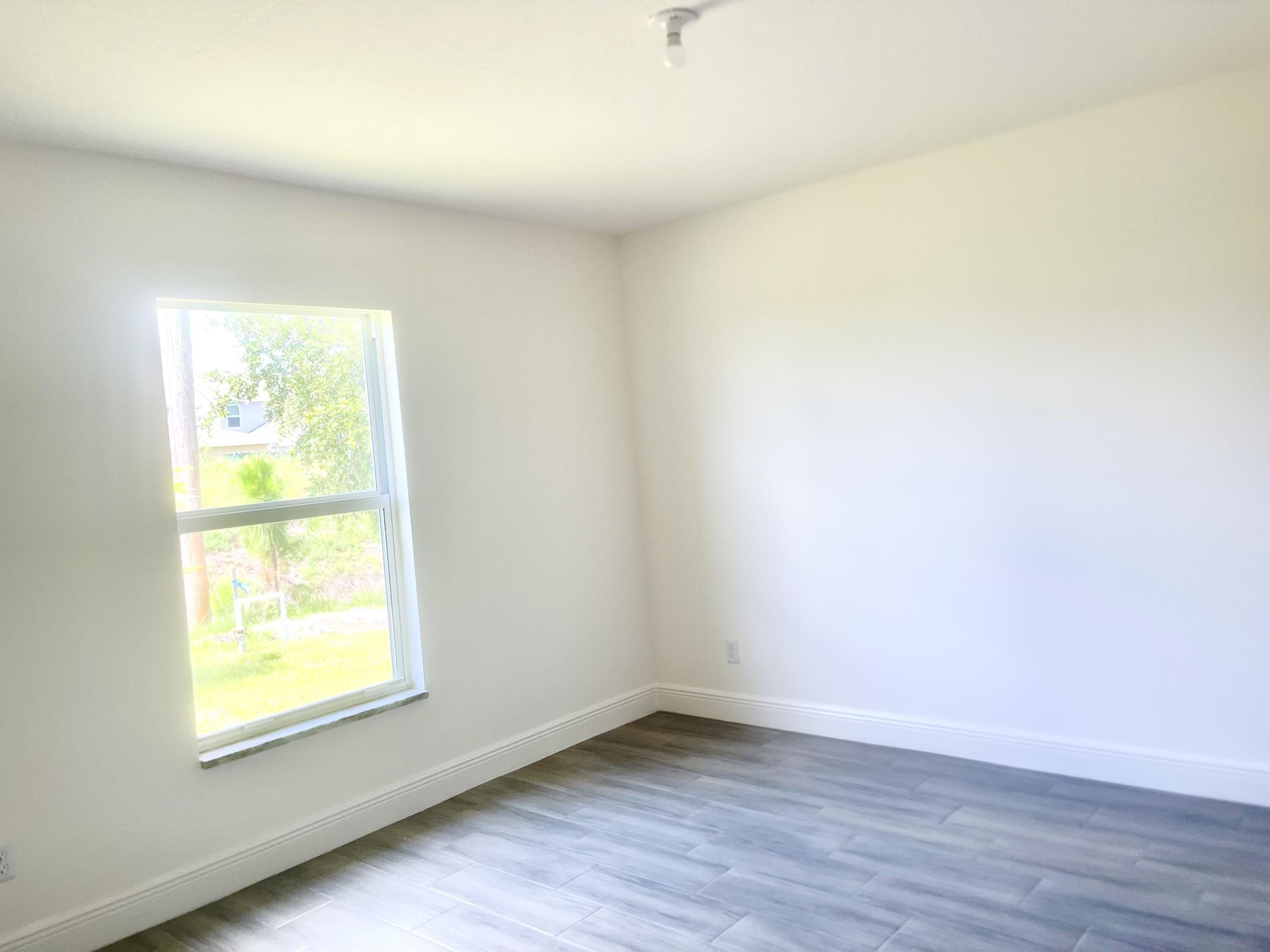 1260 Larkspur Street Se. Palm Bay, FL 32909