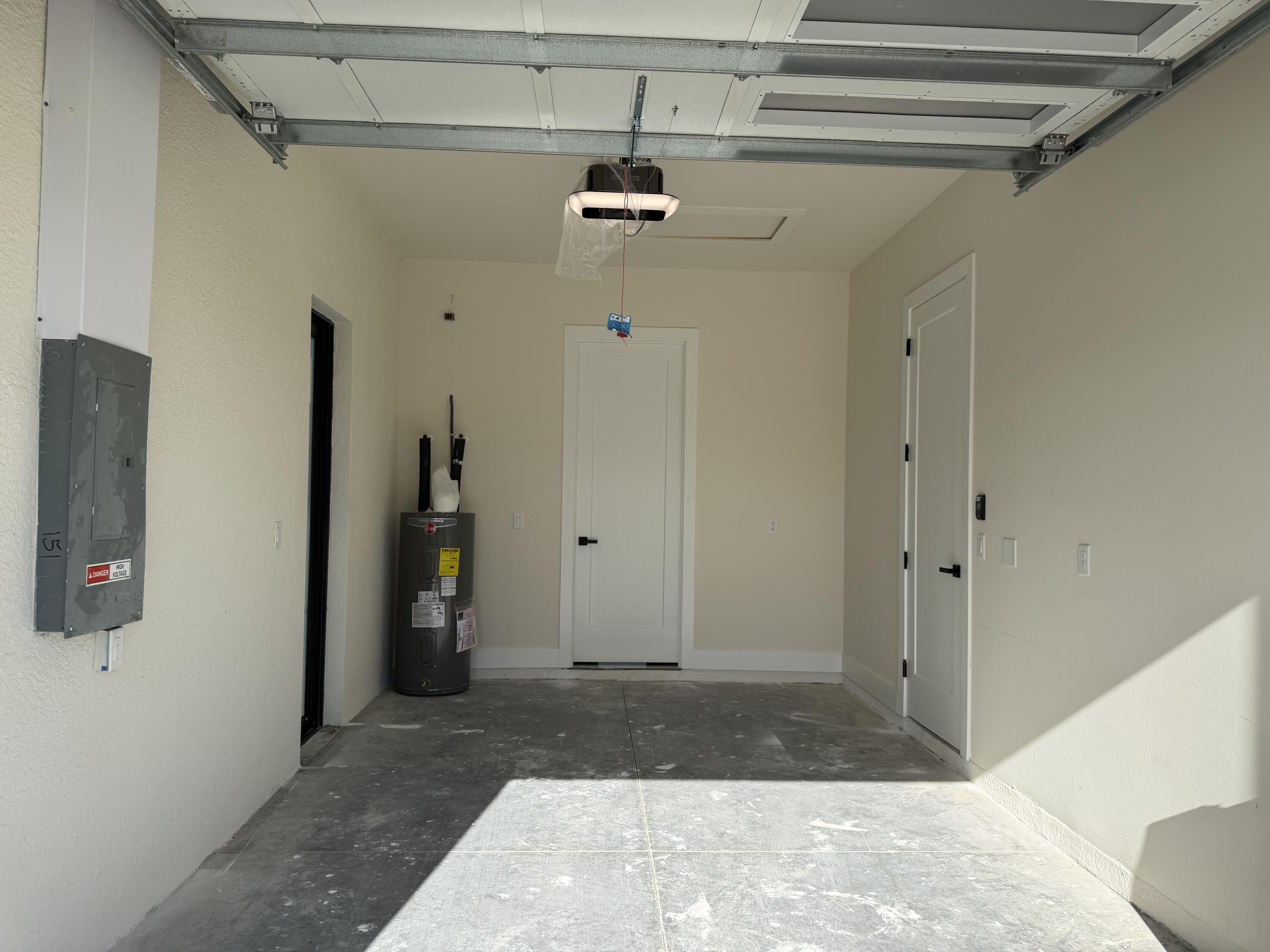 515 Kingsbury Lane. Lehigh Acres, FL 33974