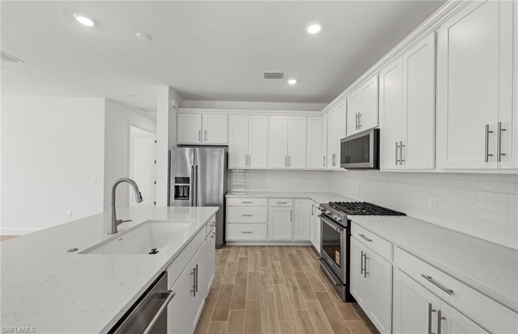 12416 Basalt Ln Lot 3669. Alva, FL 33920