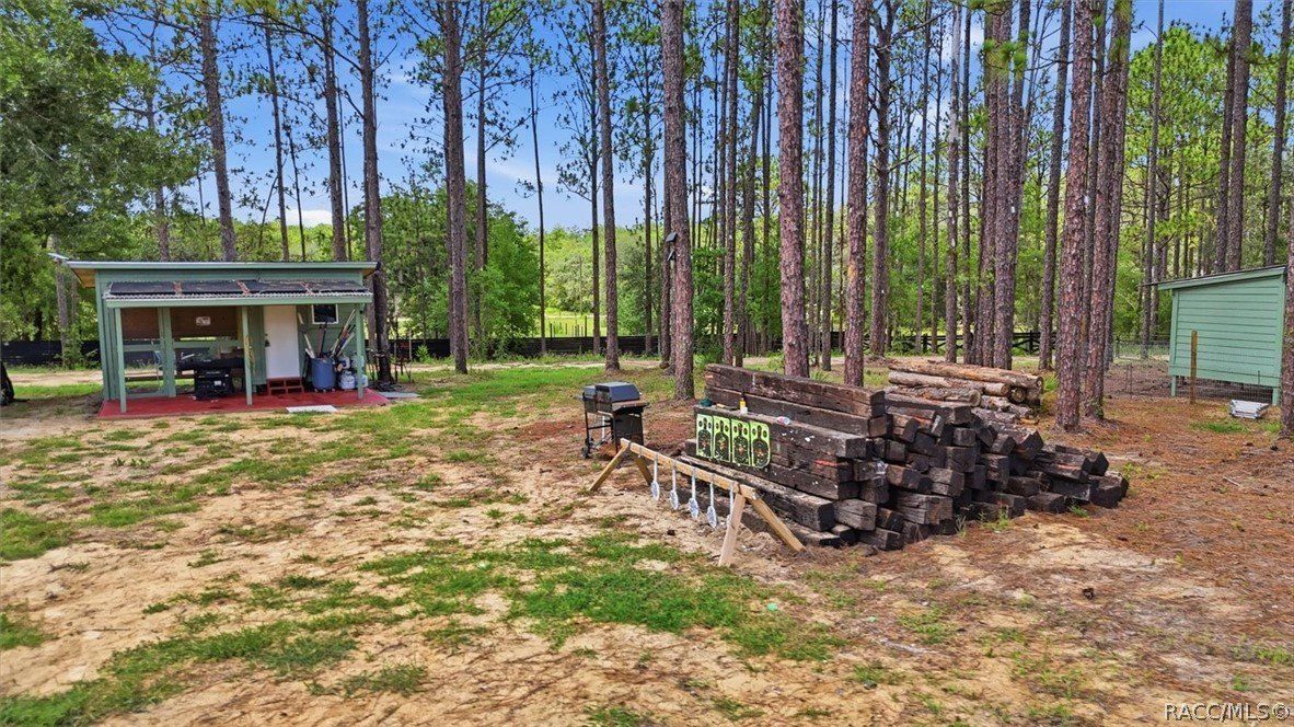 5970 W Inland Court. Citrus Springs, FL 34433