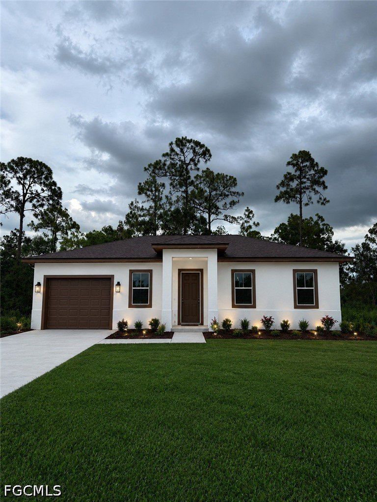 1314 Greenwood Avenue. Lehigh Acres, FL 33972