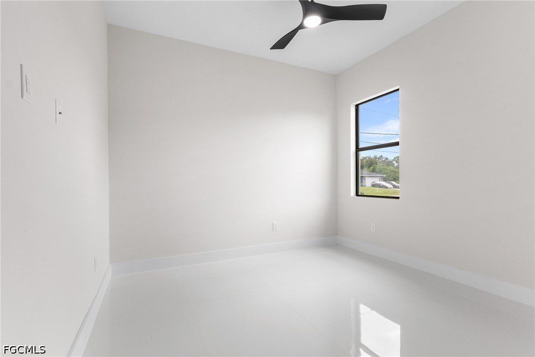 3513 20Th Street Sw. Lehigh Acres, FL 33976