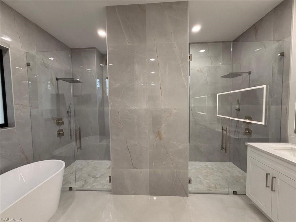 4587 45Th Ave Ne. Naples, FL 34120