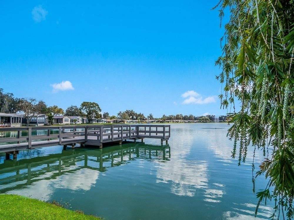 6429 Forest Lake Dr. Zephyrhills, FL 33540