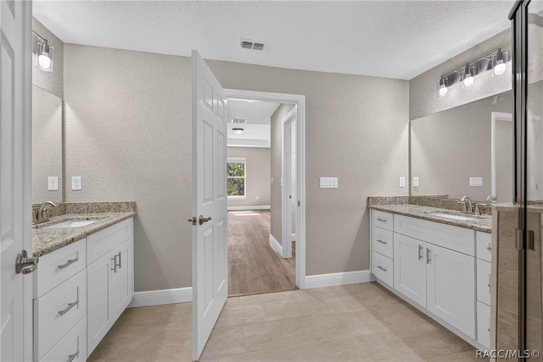 10260 N Spaulding Drive. Citrus Springs, FL 34433
