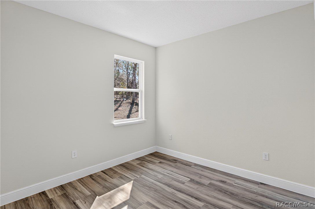 7945 N Janeaux Drive. Dunnellon, FL 34434
