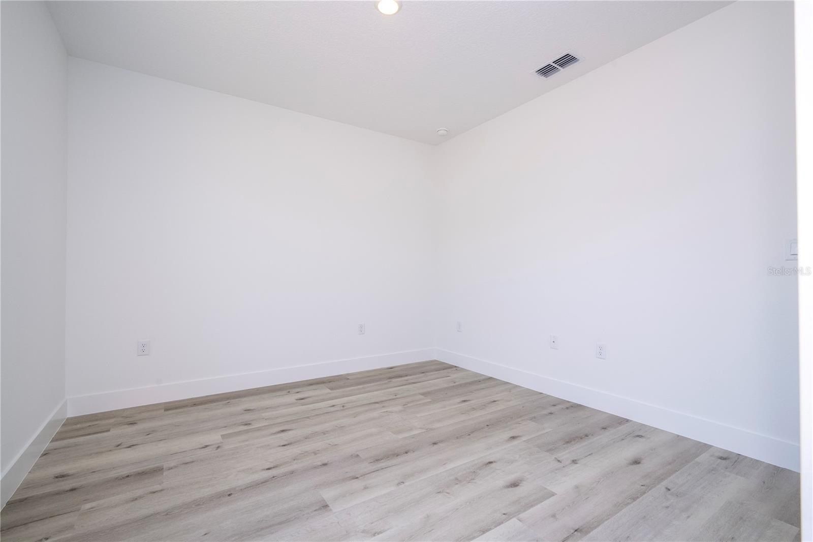 42065 Tamarac Street. Eustis, FL 32736