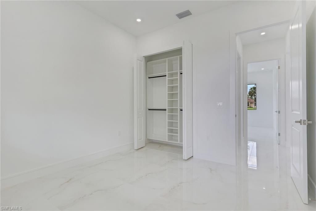 2685 38Th Ave Se. Naples, FL 34117