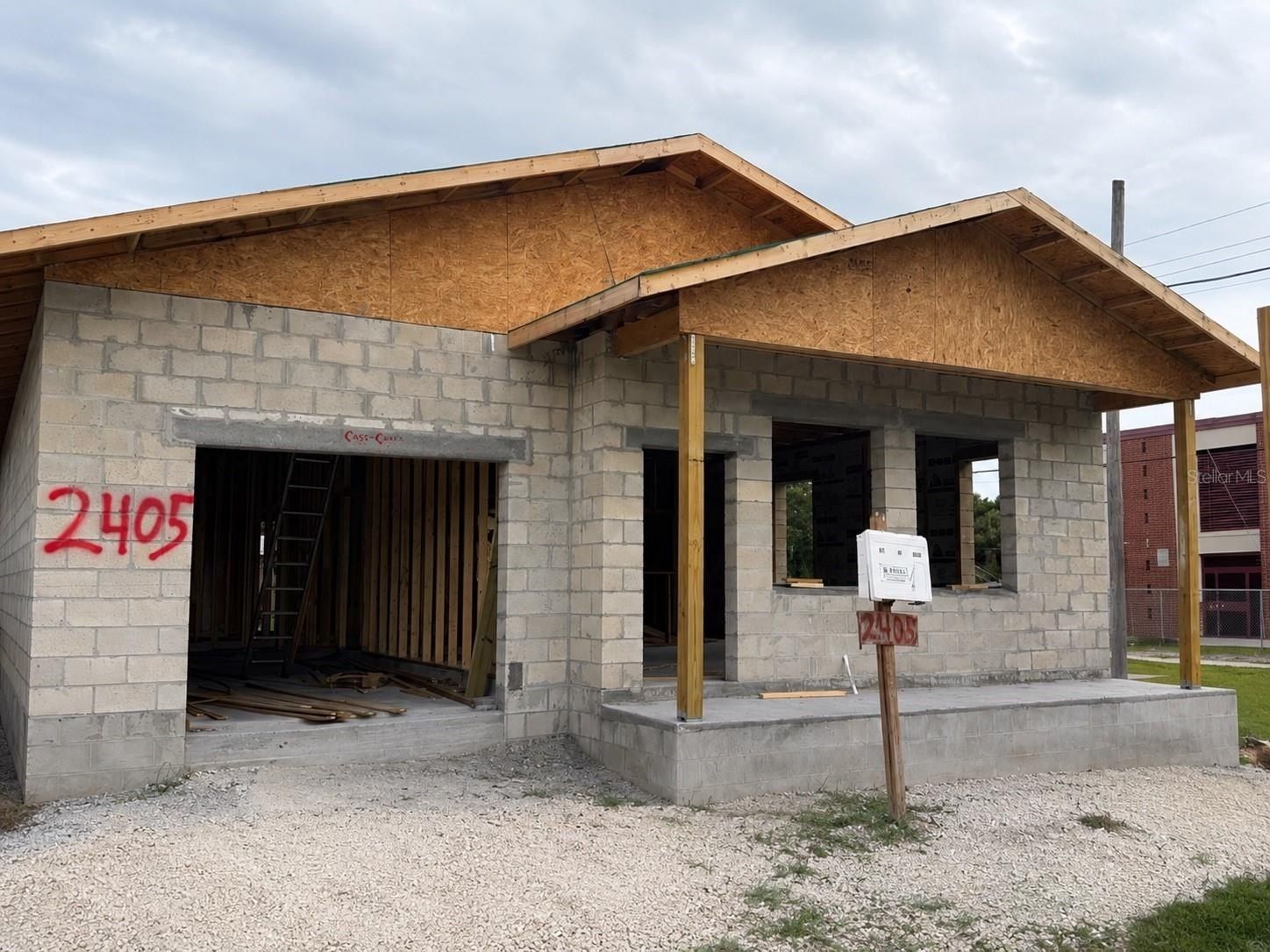 2405 E 38Th Avenue. Tampa, FL 33610